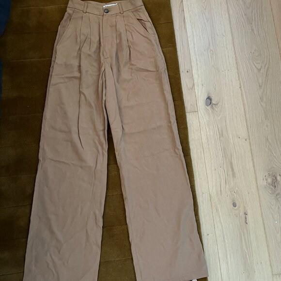 Reformation Mason Pant - Camel size 2 - Picture 4 of 5